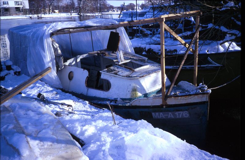 steam boat: Emma by Rainer Radow