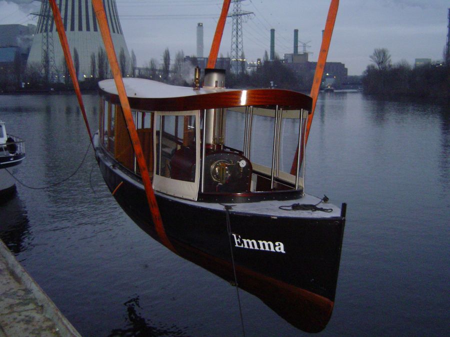 steam boat: Emma by Rainer Radow